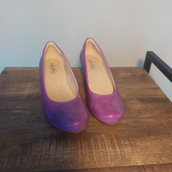 Hand dyed/painted wedges - Picture 7 of 11